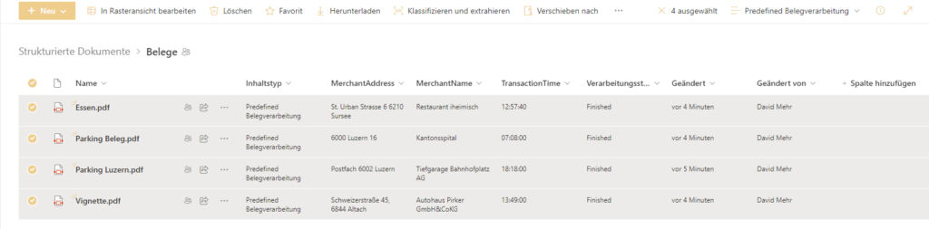 Screenshot aus SharePoint Premium: Bibliothek, mit verarbeiteten Belegen und den ausgelesenen Dokumentinformationen.